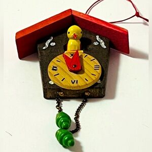 Vintage Charming Wooden Cuckoo Clock with Yellow Bird Ornament
